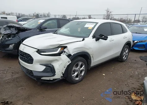 2025 Honda Hr-V Awd Lx z USA, uszkodzony, nr VIN 3CZRZ2H38SM739294